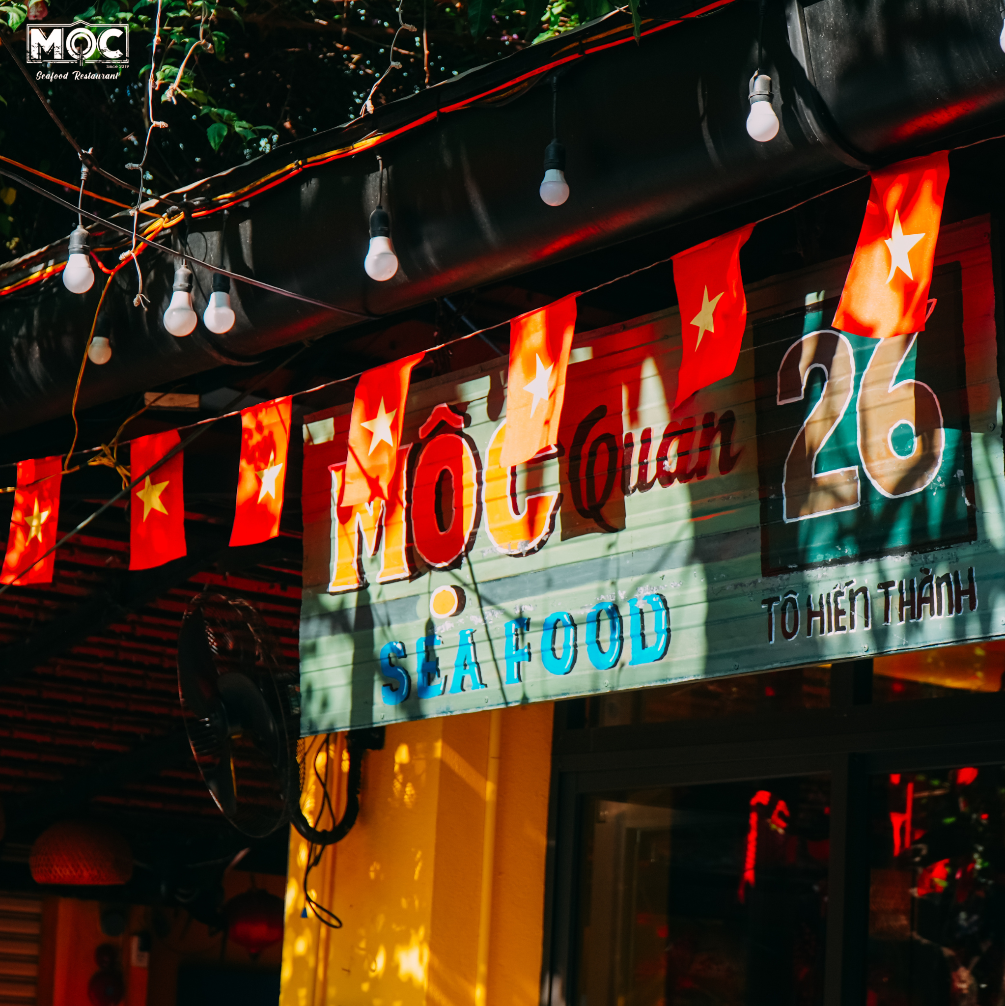 Mộc Quán rộn ràng trang trí, sẵn sàng đón đại lễ 30/4 – 1/5
