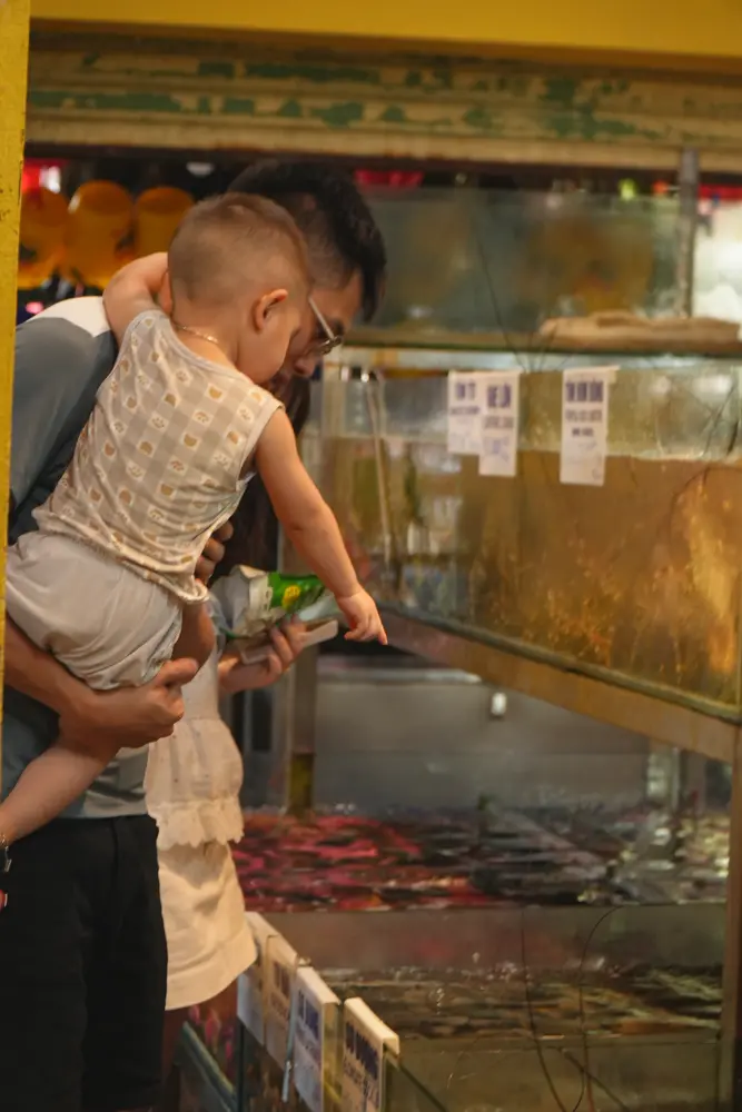 Da Nang Seafood Guide for Travelers: How to Enjoy Fresh Seafood in Da Nang