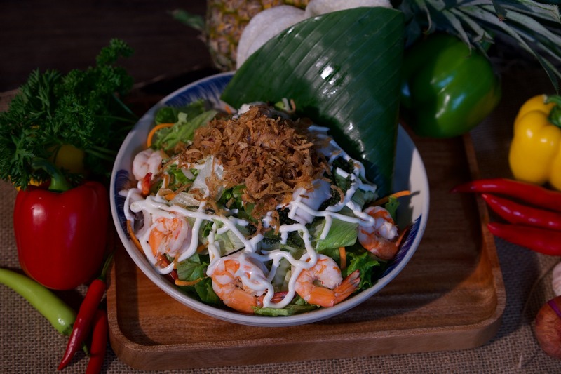 Salad rong nho hải sản