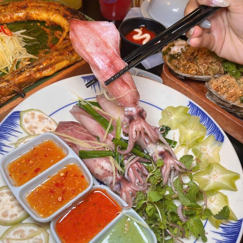 Mẹo nhận biết hải sản tươi ngon chuẩn nhà hàng Mộc Seafood