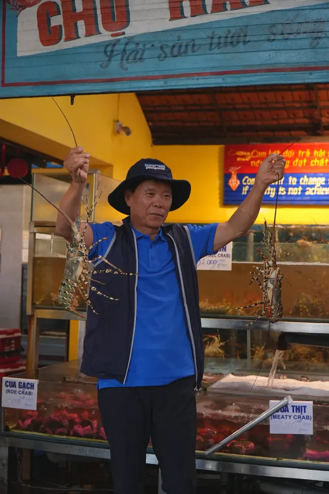 Review Moc Seafood Da Nang: Fresh, Tasty & Affordable