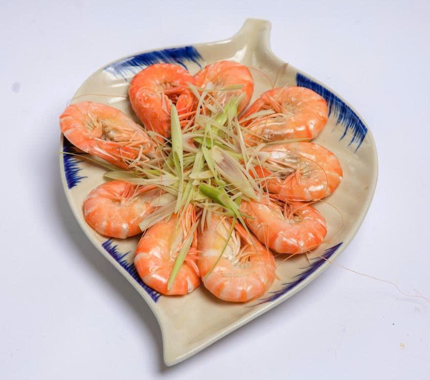 A journey to discover different types of tiger prawns at Moc Seafood.